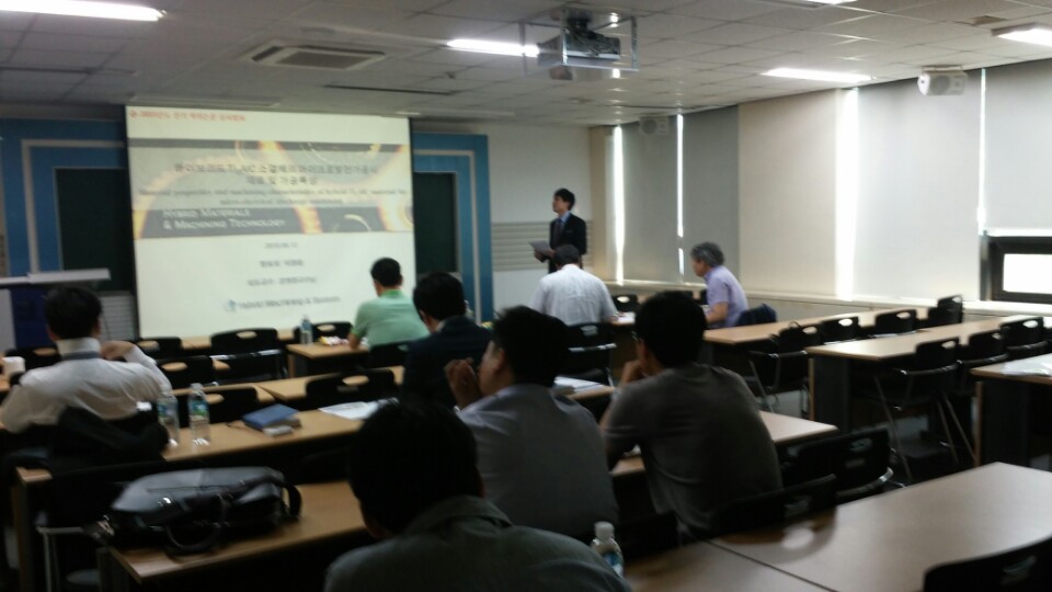 2015 학위논문 최종발표 발표3.jpg